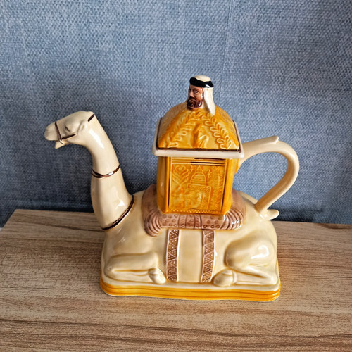 Collectable tony wood studio - collectable,
