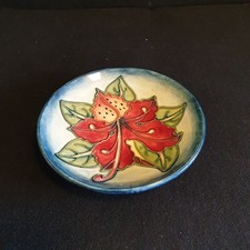 moorcroft Pin Dish In Simeone
