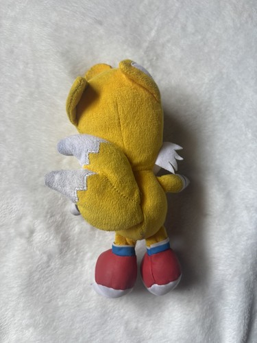 Sonic the hedgehog tails plush - sonic,