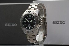 [Box] Seiko Prospex V157-0BN0 Date Solar Black Dial Titanium Diver's Men's Watch