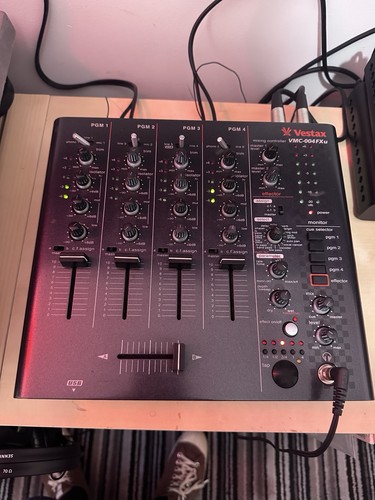 Vestax vmc 004fxu mixer - vmc-004fxu,