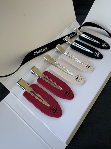 Chanel beauty hair clip - chanel,