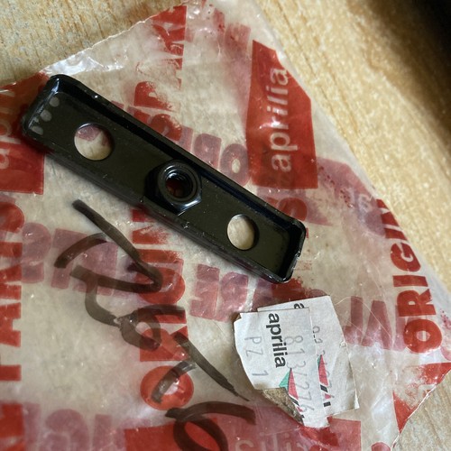 Aprilia 8134276 rubber plate