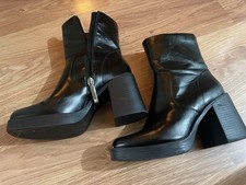 River Island Womens UK Size 5 Black Ankle Length Block Heel Boots (EX COND)