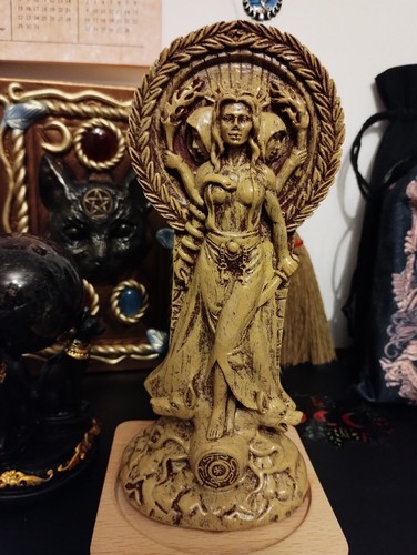 Hekate goddess altar - goddess, statue