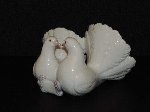 Lladro porcelain couple - lladro,