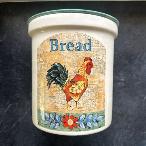 Vintage green pottery - t,
