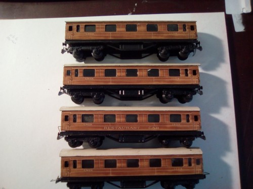 Trix tinplate teak coaches - trix,