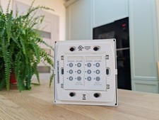 Bose Control space AVM 2 - Zone User Interface Zone Controller for Bose 4400 Amp