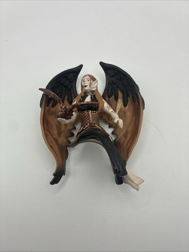 Schleich surah shadow winged - surah,