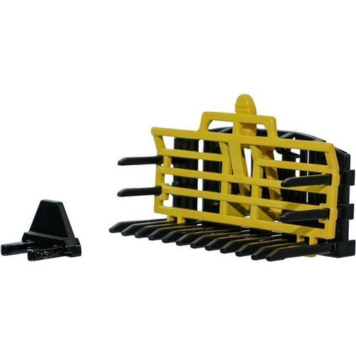 Britains buckrake scale - 1:32,