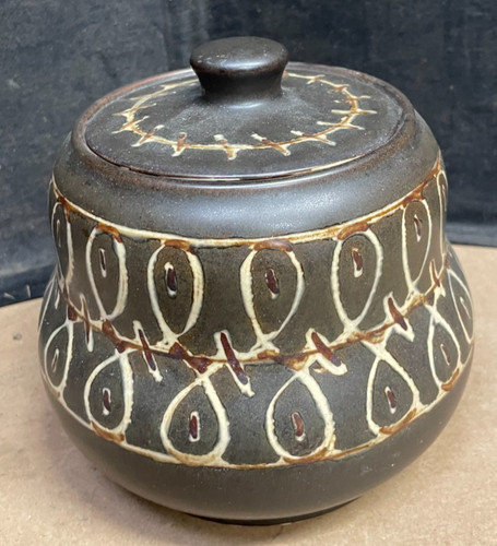 Rare bullers studio pottery - bullers,