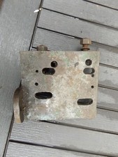 VINTAGE  MOTORCYCLE STATIONARY