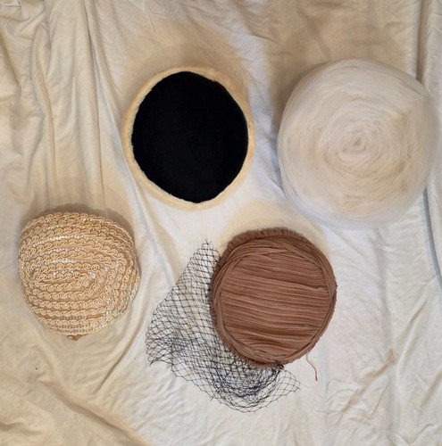 Vintage ladies hats lot 4 - ladies,