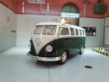 VW Samba Bay Green T1