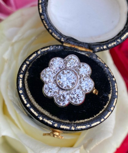 Diamond daisy cluster - cluster, ring