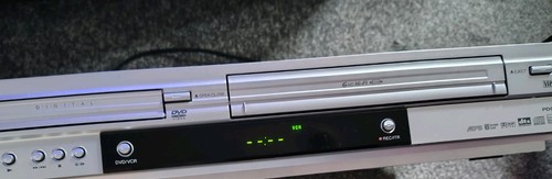 Dvc8700 dvd player vhs - lg,