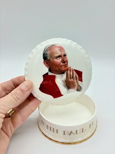 Vintage royal albert - pope, john
