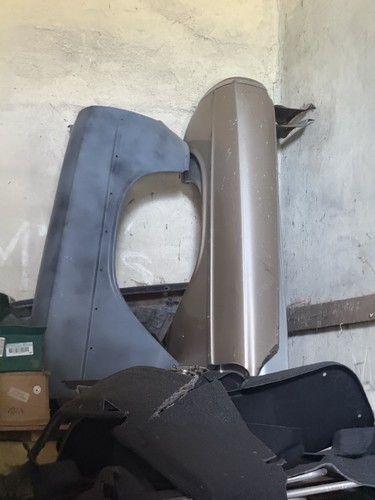 Mercedes w114 w115 front wings - w114,