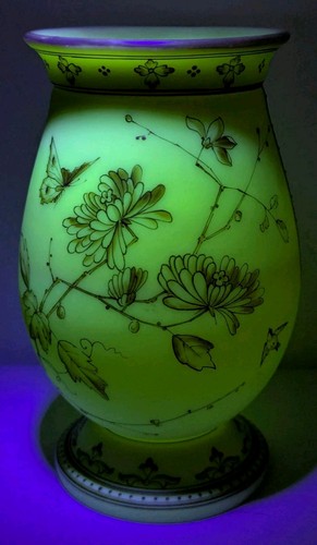Antique uranium glass - antique, /