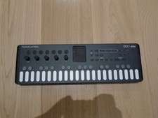 Sonicware ELZ_1 Play synth op-1 teenage engineering roland digital