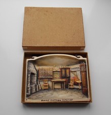 VINTAGE WALL PLAQUE 3D BURNS