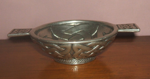 Williams celtic quaich - e.,