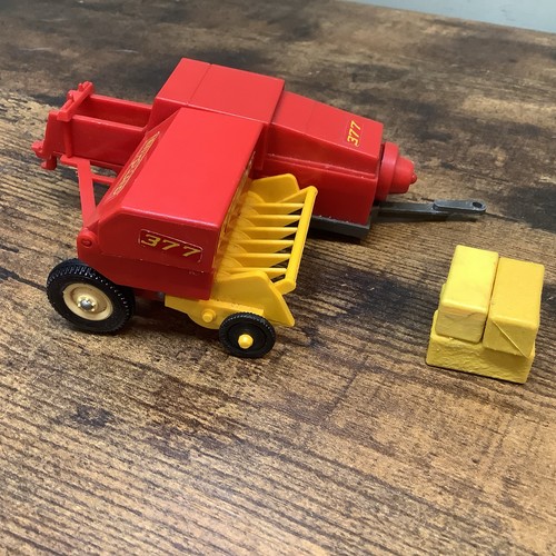 Britains new holland - new,