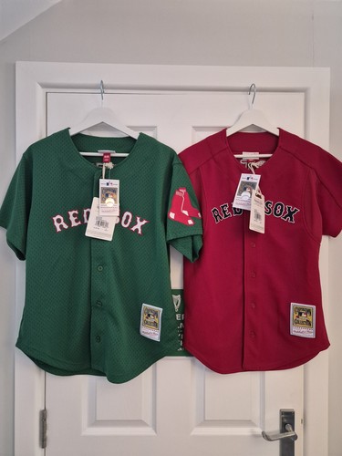 Boston red sox - red,