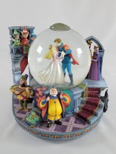 Disney Sleeping Beauty Snow Globe – “Once Upon A Dream” Musical & Light-Up Rare