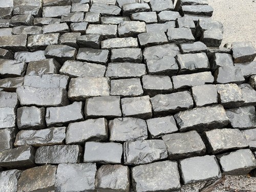 Winsett cobbles reclaimed - ,