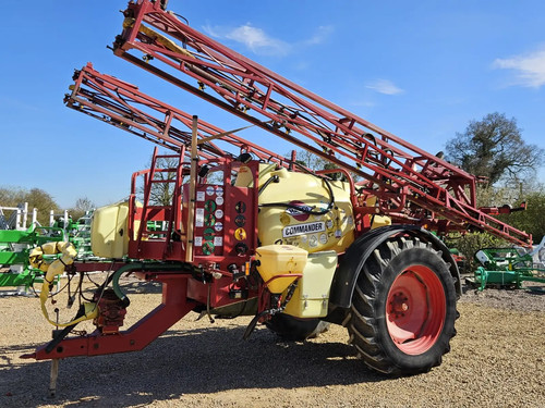 Hardi commander plus - commander, 24