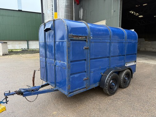 Rice horse trailer - rice,