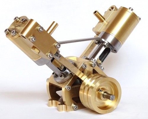 Live steam twin cylinder - v,