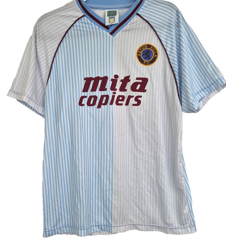 Aston villa football away - aston,