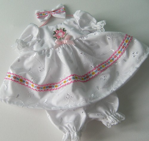 White anglaise pink dress - white,