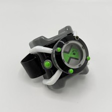 Ben 10 Deluxe Omnitrix Action