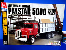 AMT 31007 1:25 scale