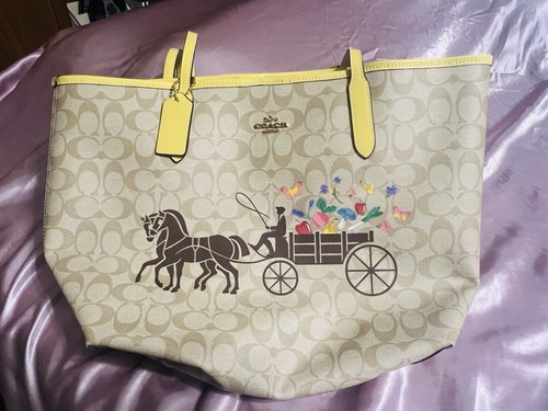 Coach city tote - in, signature