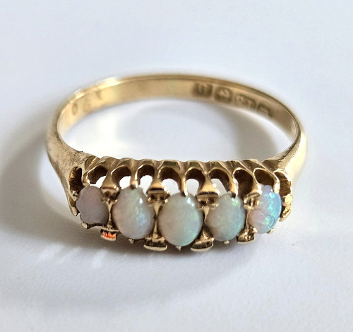 Vintage 18ct yellow gold ring - yellow,