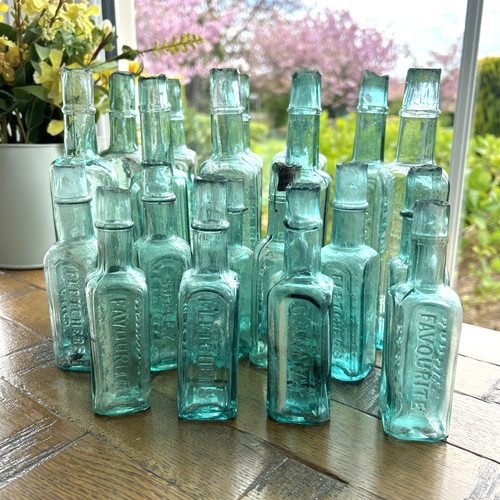 Aqua green vintage glass old - aqua,