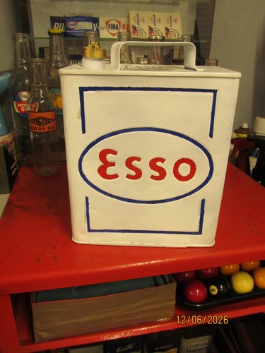 Vintage esso motor spirit - ,
