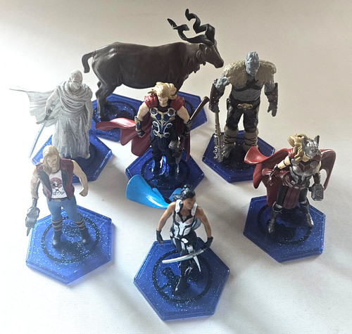 Disney marvel cake - marvel, toppers