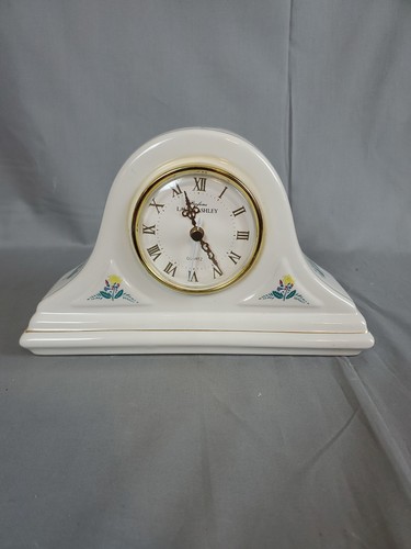 Vintage laura ashley - vintage, white