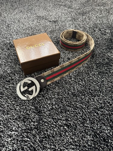 Gucci interlocking buckle - gucci, g