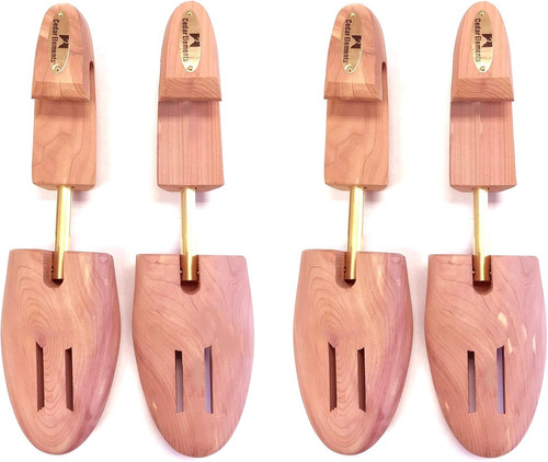 Cedar shoe trees 2 - -,