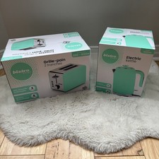 BNIB Bistro Chef Green