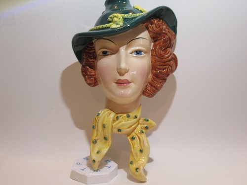 Beswick art deco lady - deco, with