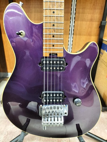 Peavey electric guitar - electric,