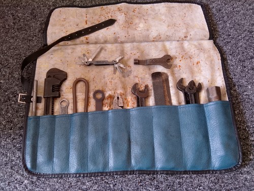 Classic car toolkit - car,